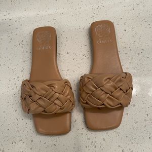 Vince Camuto quilted slide sandals